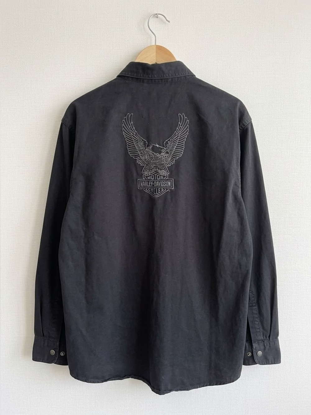 HARLEY-DAVIDSON Vintage 2002 Embroidered Eagle Back Long Sleeve Button Shirt